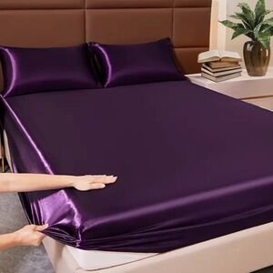 3pc Luxurious Satin Sheet Bedding Set - Metallic Deep Plum Purple